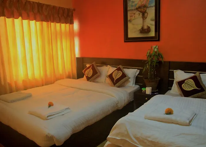 Kathmandu Village House Hotel 2*