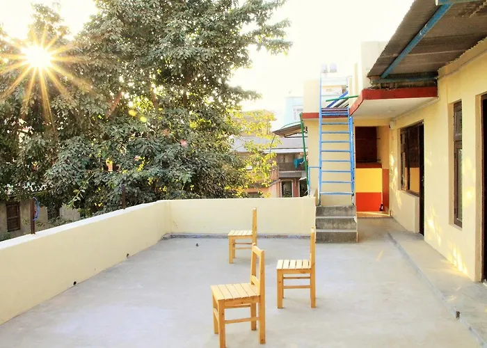 Kathmandu Village House 2*